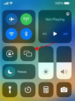 在苹果设备上使用 AirPlay 连接。